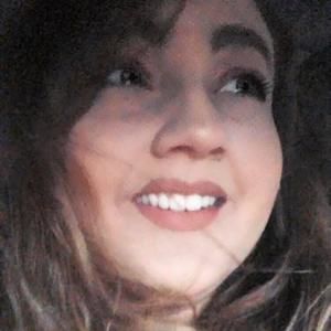 Meet your Posher, Kambria